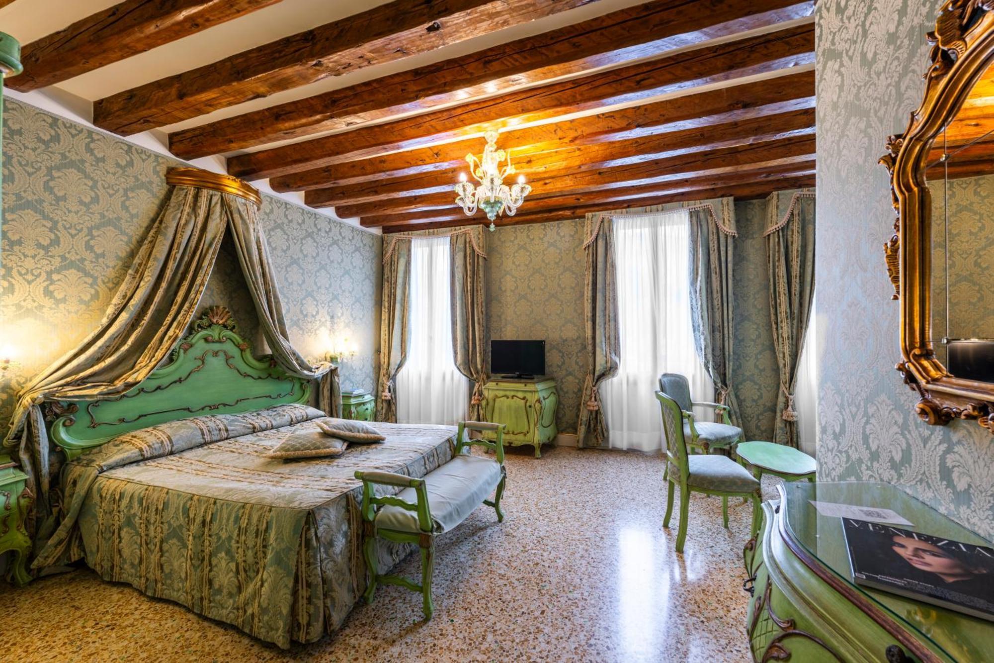 Hotel Ca' Dogaressa Venice Exterior photo